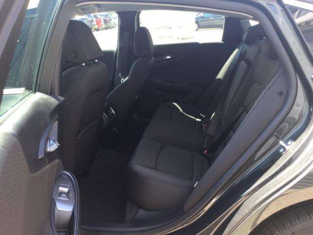 2017 Chevrolet Malibu LT 4dr Sedan